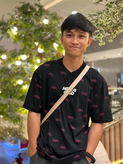 justin jakol|Justine Comayas @comayasjustine .